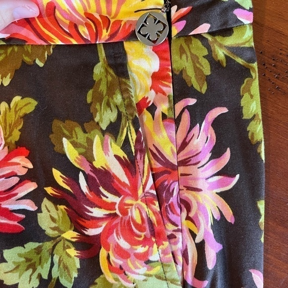 Liz Claiborne Golf Skort Brown with gorgeous floral print 10 - Picture 7 of 7